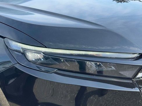 Used 2024 Honda CR-V Sport-L image 9