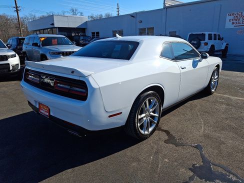 Certified 2022 Dodge Challenger GT w/ Plus Package image 6