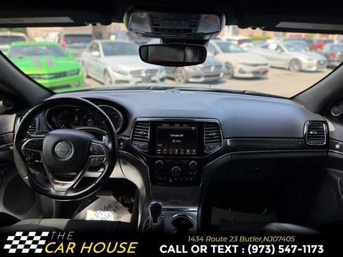 Used 2021 Jeep Grand Cherokee Trailhawk w/ Trailhawk Luxury Group AWD/4WD image 27