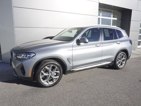 Used 2024 BMW X3 xDrive30i w/ Convenience Package image 3