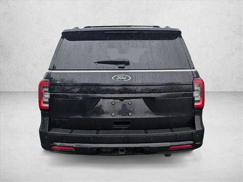 Used 2022 Ford Expedition Limited AWD/4WD image 6