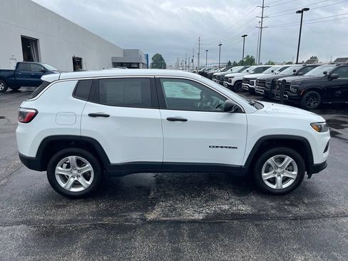 Used 2024 Jeep Compass Sport AWD/4WD image 8