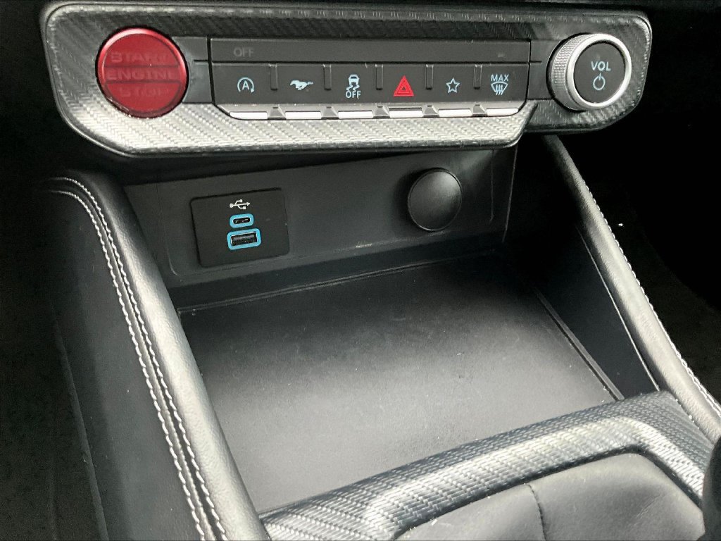 Used 2025 Ford Mustang GT Premium RWD image 18