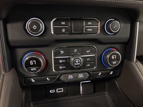 Used 2022 Chevrolet Tahoe LT image 26