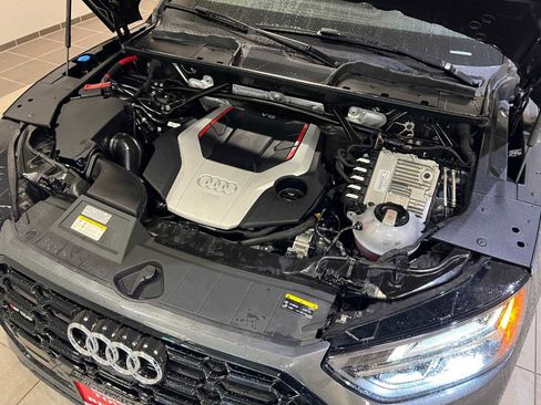 Used 2021 Audi SQ5 Premium Plus w/ Premium Plus Package image 9