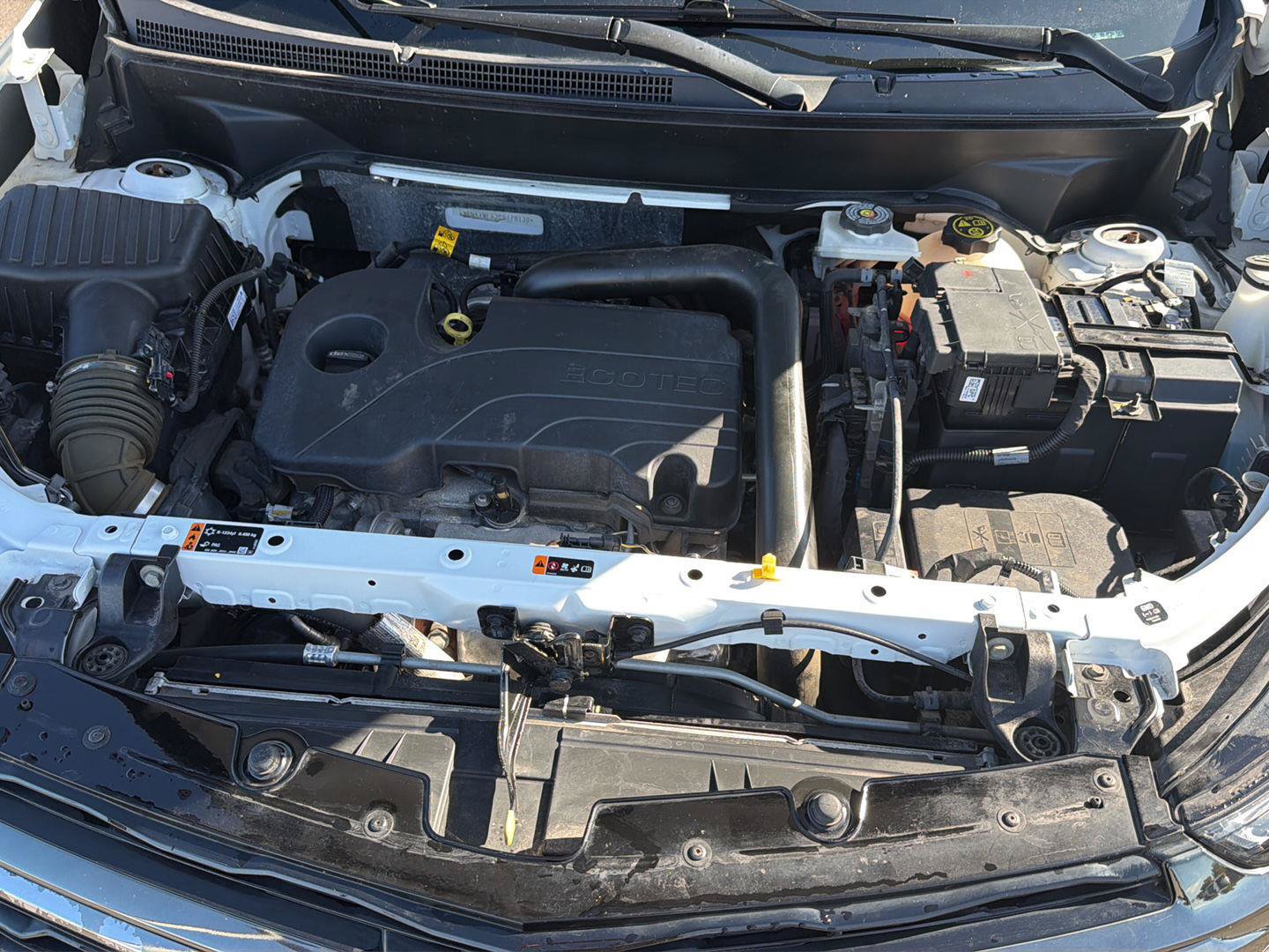 Used 2023 Chevrolet Equinox RS w/ LPO, Floor Liner Package FWD image 26
