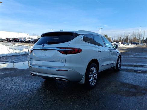 Used 2018 Buick Enclave Avenir image 6
