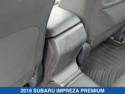 Used 2019 Subaru Impreza 2.0i Premium AWD/4WD image 30
