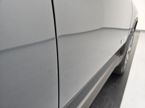 Used 2024 Rivian R1S Adventure AWD/4WD image 36