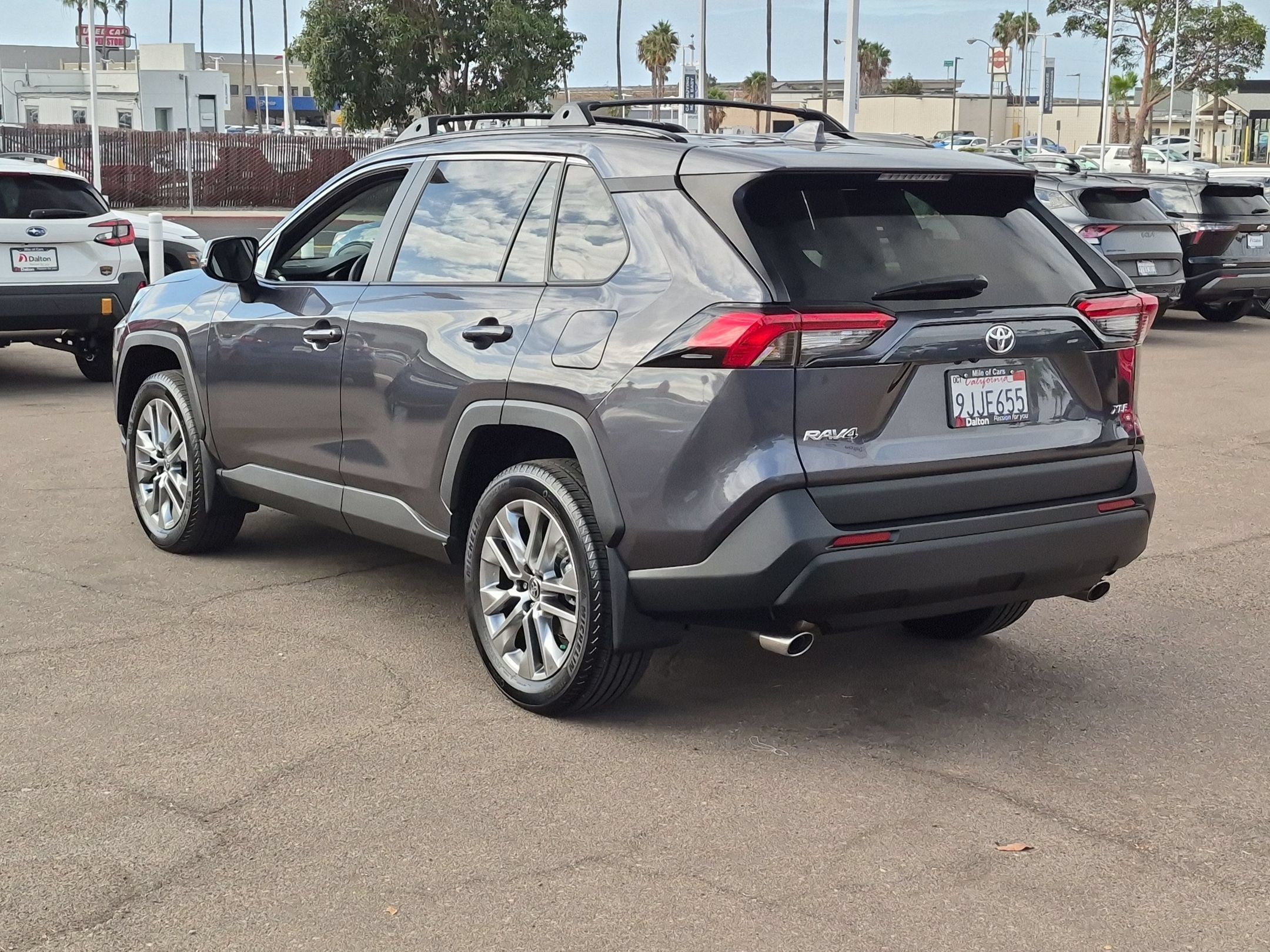 Used 2023 Toyota RAV4 XLE Premium FWD image 6