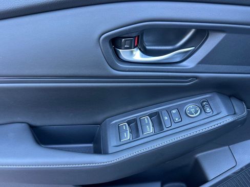 Certified 2025 Honda Accord Sport image 9