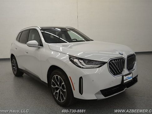 Used 2025 BMW X3 xDrive30i w/ Premium Package AWD/4WD image 6