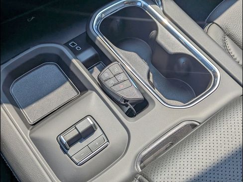 New 2026 GMC Sierra 2500 Denali AWD/4WD image 27