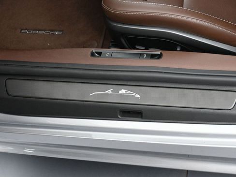Certified 2024 Porsche 911 Targa 4 GTS image 17