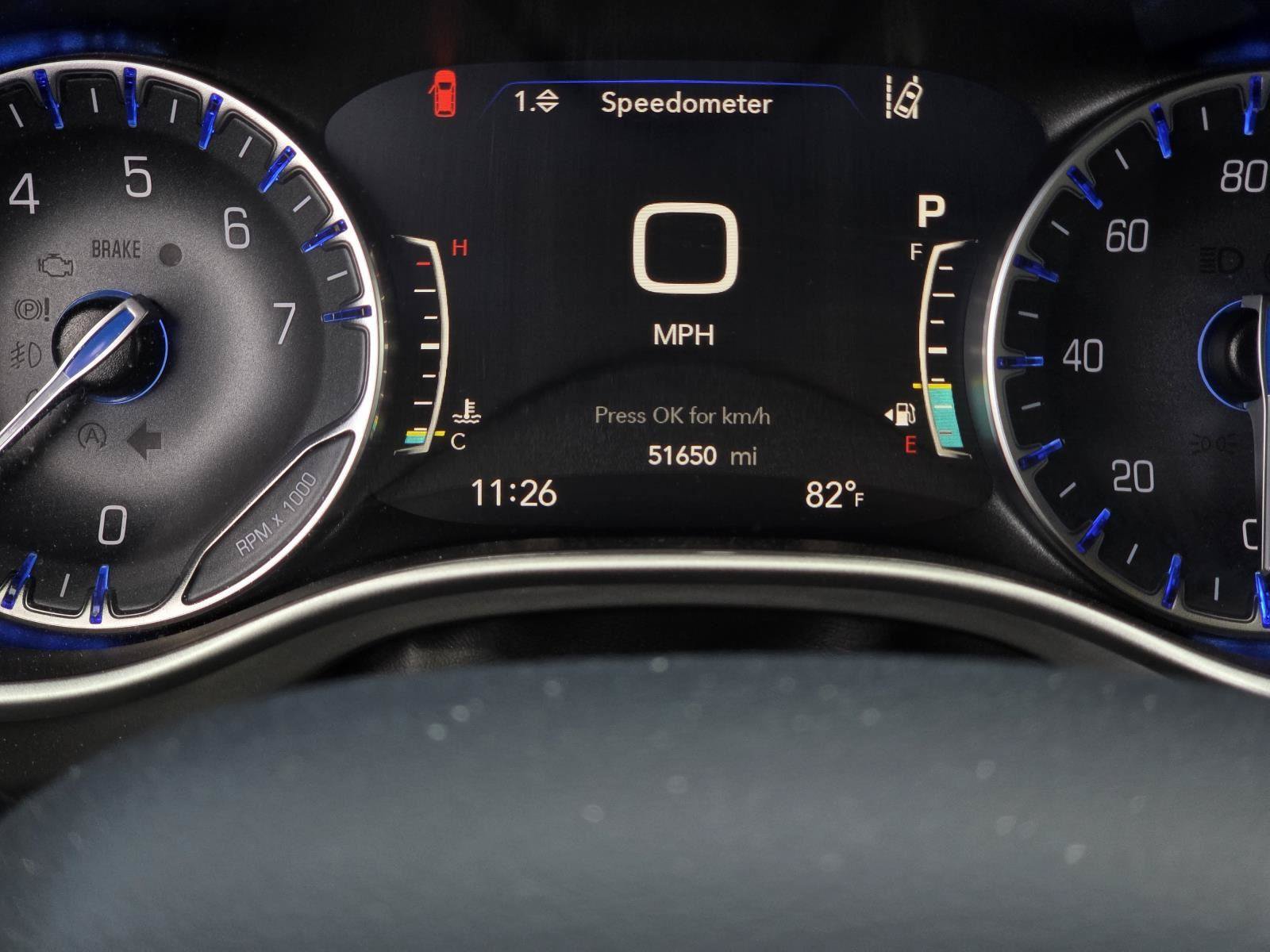 Used 2025 Chrysler Pacifica Select FWD image 24