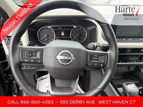 Certified 2025 Nissan Rogue SV AWD/4WD image 12