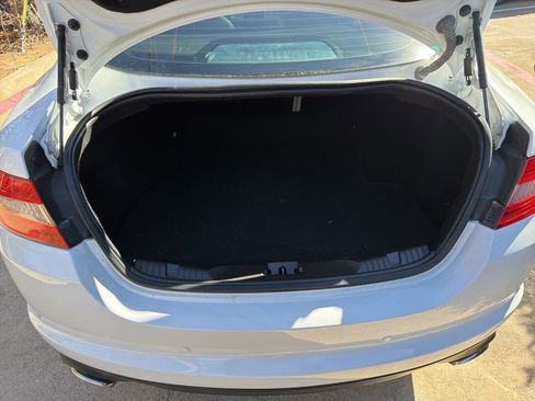 Used 2013 Jaguar XF 3.0 image 30