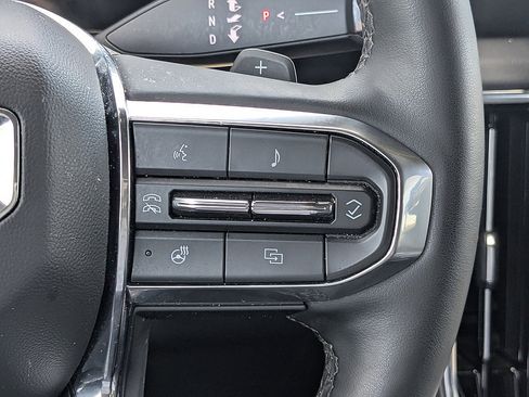 Certified 2025 GMC Yukon Denali AWD/4WD image 24