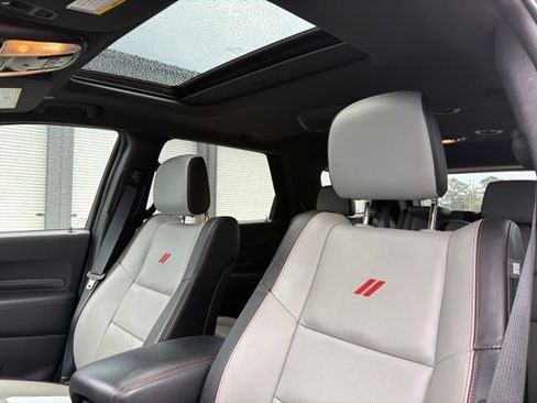 Used 2023 Dodge Durango GT RWD image 24