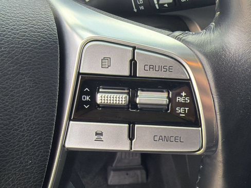 Used 2020 Kia Telluride LX FWD image 18