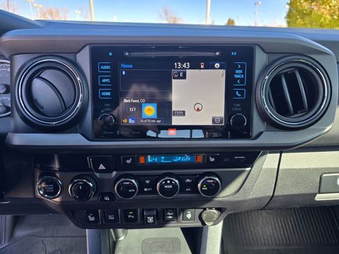 Used 2019 Toyota Tacoma TRD Off-Road image 20