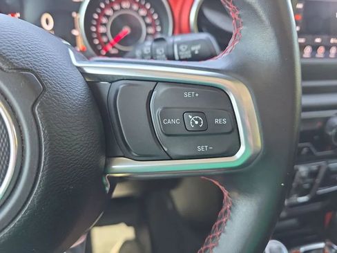 Used 2018 Jeep Wrangler Unlimited Rubicon AWD/4WD image 21