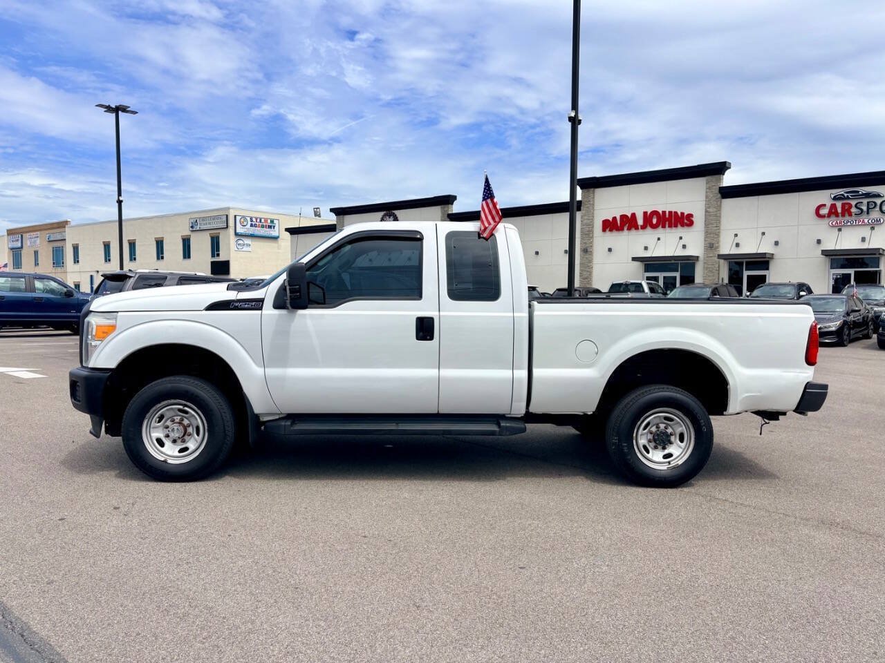 Used 2016 Ford F250 XL w/ Power Equipment Group AWD/4WD image 3