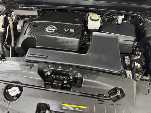 Used 2014 Nissan Pathfinder S image 25