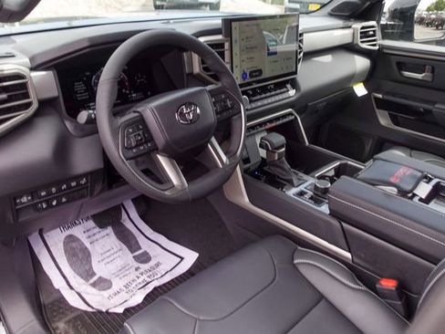 New 2026 Toyota Tundra Limited AWD/4WD image 14
