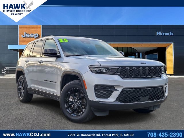 Certified 2025 Jeep Grand Cherokee Altitude AWD/4WD image 1