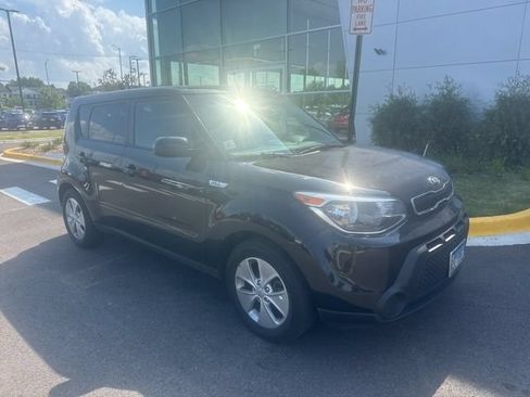 Used 2016 Kia Soul ! w/ Premium Package FWD image 9