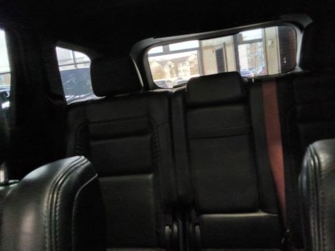 Used 2019 Jeep Grand Cherokee SRT image 32