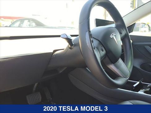 Used 2020 Tesla Model 3 Standard Range RWD image 12