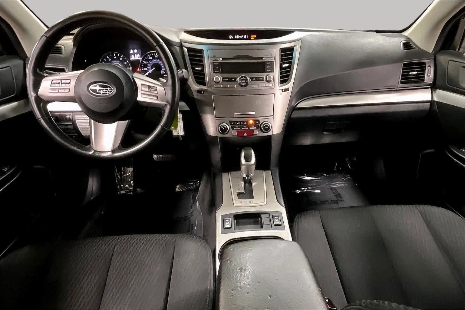 Used 2011 Subaru Outback 2.5i Premium w/ All-Weather Pkg AWD/4WD image 14