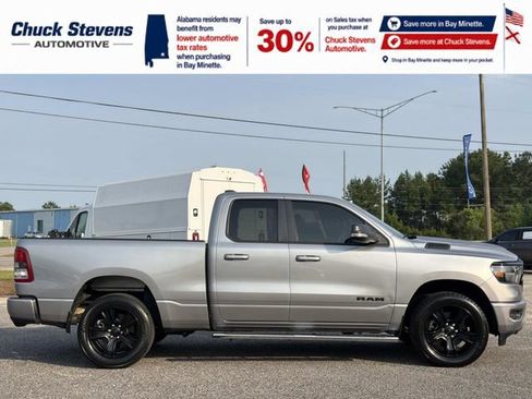 Used 2022 RAM 1500 Big Horn w/ Night Edition AWD/4WD image 4