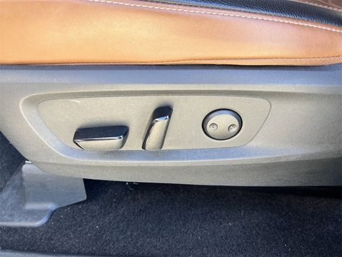 Certified 2024 Nissan Pathfinder Platinum image 23