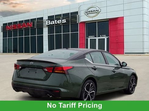 New 2026 Nissan Altima 2.5 SR FWD image 4