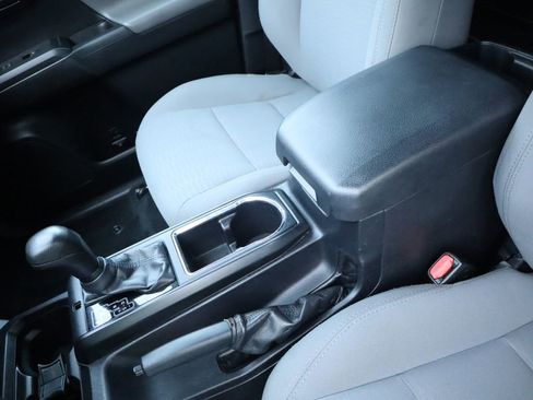 Used 2019 Toyota Tacoma SR image 16