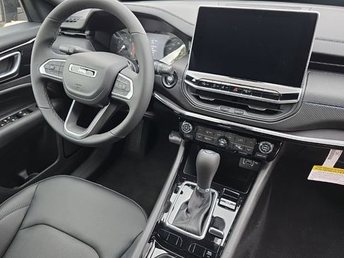 New 2026 Jeep Compass Limited AWD/4WD image 12