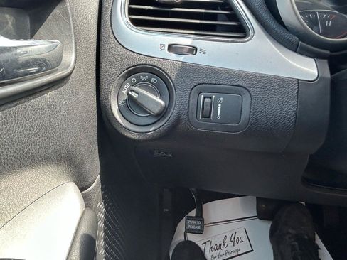 Used 2018 Dodge Journey SE w/ Connectivity Group FWD image 27