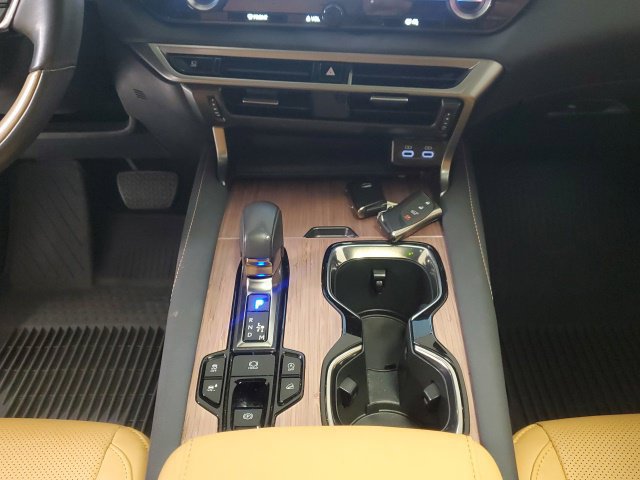 Used 2024 Lexus RX 350 Premium w/ Convenience Package AWD/4WD image 19