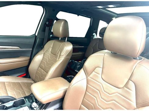 Used 2021 Kia Telluride SX w/ SX Prestige Package image 7