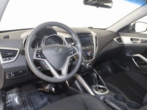 Used 2016 Hyundai Veloster w/ Option Group 02 image 20