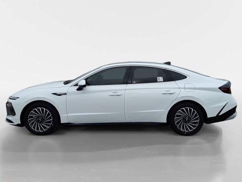 New 2026 Hyundai Sonata Limited image 2
