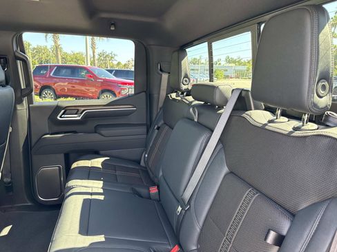 New 2026 Chevrolet Silverado 1500 High Country w/ Midnight Edition image 11