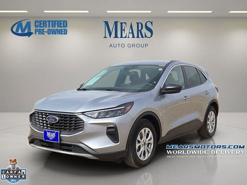 Used 2023 Ford Escape Active image 1