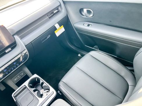 New 2026 Hyundai Ioniq 5 SEL image 13