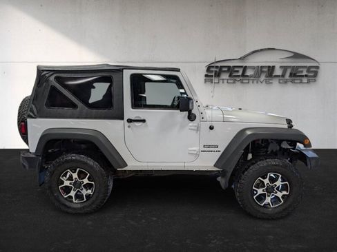 Used 2016 Jeep Wrangler Sport image 11