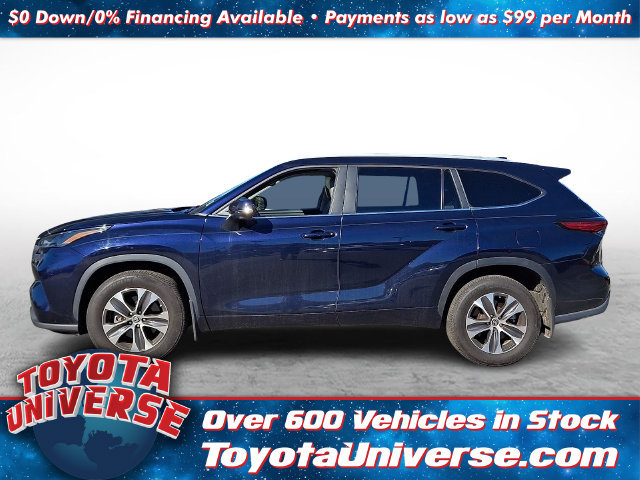 Used 2023 Toyota Highlander XLE AWD/4WD image 7