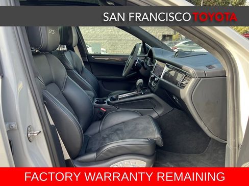 Used 2024 Porsche Macan GTS image 23